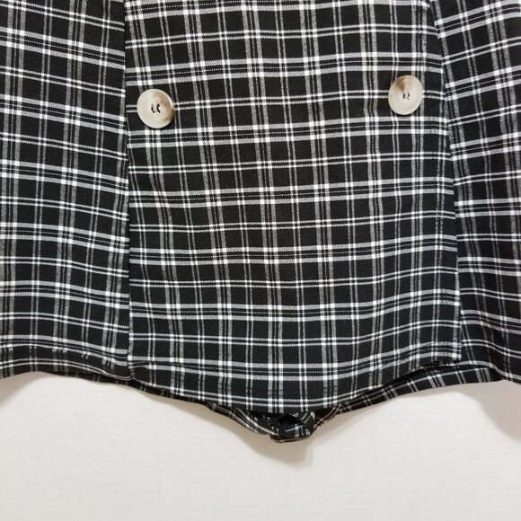 Altar'd State skort Medium Bonnie plaid button accent mini stretch - Picture 6 of 16